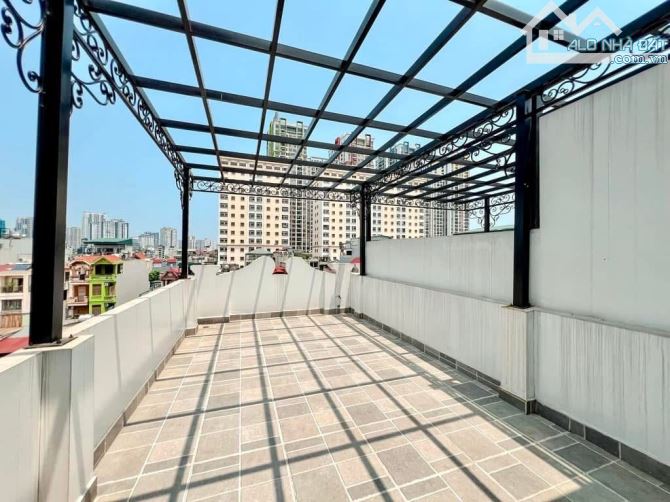 PHÂN LÔ PHỐ BỒ ĐỀ, 50M x 6 TẦNG, HƠN 10 TỶ, THANG MÁY, GARA Ô TÔ, KINH DOANH