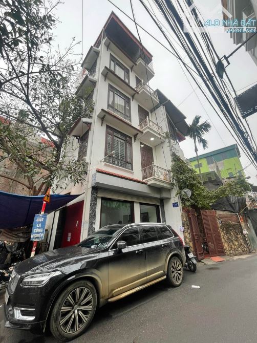 BÁN NHÀ PHỐ NGUYỄN CHÍNH, LÔ GÓC, Ô TÔ TRÁNH, KINH DOANH, 45M2 5T MT4.85M GIÁ CHÀO 14.2 TỶ