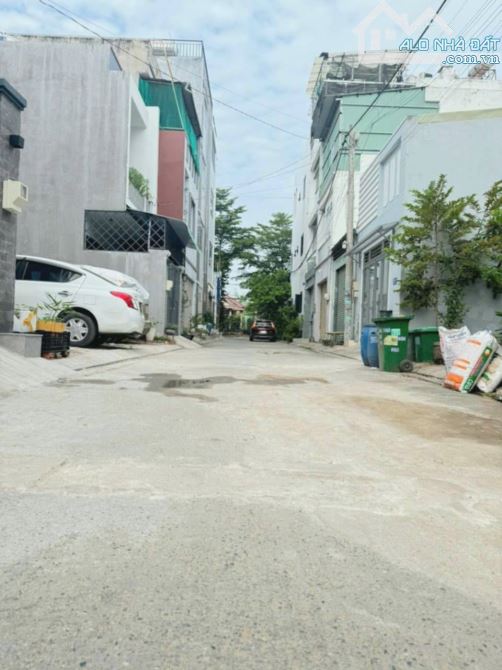 💥NHÀ MỚI💥ĐH Tài chính-Marketing, Long Trường🌹139M2, 4 TẦNG🍍chỉ 5,x tỷ (x có như không)