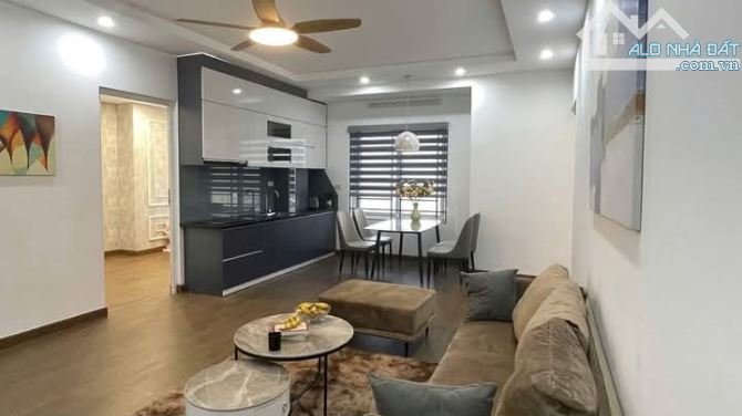 Chú Hoá bán Chung cư gần TH Dịch Vọng B, phố Trần Quý Kiên, DT: 86m2, 5.8 tỷ ở Cầu Giấy