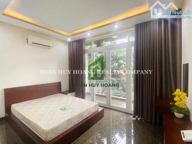 Nhà 4 phòng ngủ gần Vincom Plaza - B891 - 11