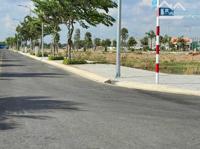 SIÊU ƯU ĐÃI : 12TR/M2 SỞ HỮU NGAY NỀN ĐẤT MẶT TIỀN ĐƯỜNG PHÙNG HƯNG - KCN CAO LONG THÀNH - 2