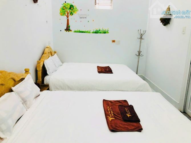 CHIẾC VILLA NGỘP CẦN BÁN CÁCH HỒ XUÂN HƯƠNG 2KM,200M2 8,5 TỶ - 1