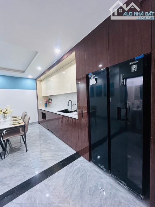 BÁN NHÀ P, HOÀNG NGÂN Q, CẦU GIẤY DT: 70M2 5T MT: 4,2M GIÁ : 16,5 TỶ - 1