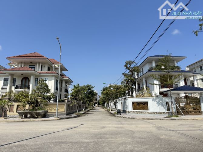 Bán đất dãy Biệt thự đẹp nhất Thuỷ Thanh - 2