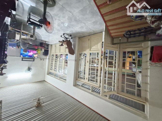 BÁN NHÀ MẶT TIỀN, 125M2, TRUNG TÂM PHƯỚC LONG A QUẬN 9 - 1