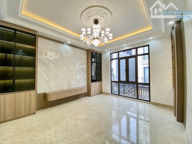 Bán nhà 5 tầng khu tái định cư Vinhomes Riverside, Sở Dầu , Hồng Bàng, Hải Phòng. - 1