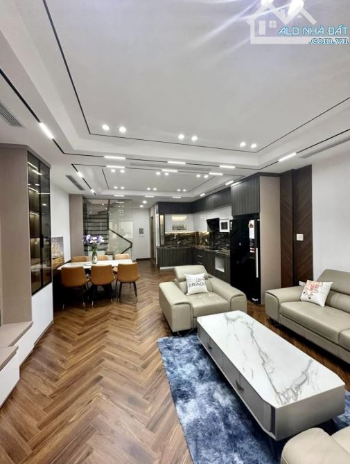PHÂN LÔ HỒNG TIẾN - 60M2 x 5T - THANG MÁY - Ô TÔ TRÁNH - KINH DOANH - HƠN 12 TỶ - 1