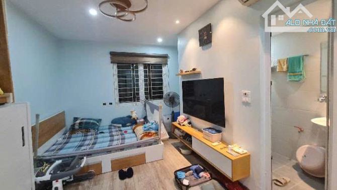 Bán Nhà Yên Lãng 31m² 5 Tầng Mặt Ngõ Ô Tô Tránh Kinh Doanh Đỉnh Cao Chỉ 5.38 Tỷ - 1