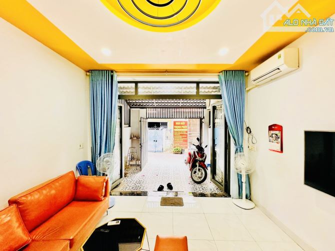 Bán nhà hẻm Xe Tải Thông - Phan Huy Ích, CN 57m2, 2 Tầng - KHU ÍT NHÀ BÁN - Nhỉnh 5 tỷ 6 - 2