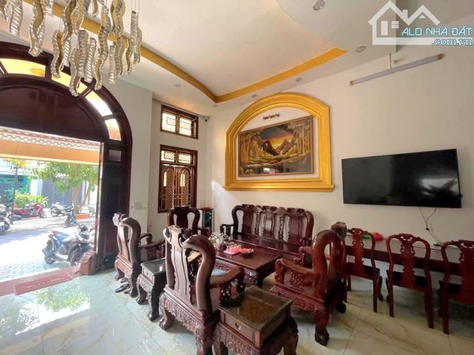 BÁN NHÀ MẶT TIỀN P17 GÒ VẤP- PHAN VĂN TRỊ- 80M- GÓC- 5 TẦNG- 11.X TỶ - 2