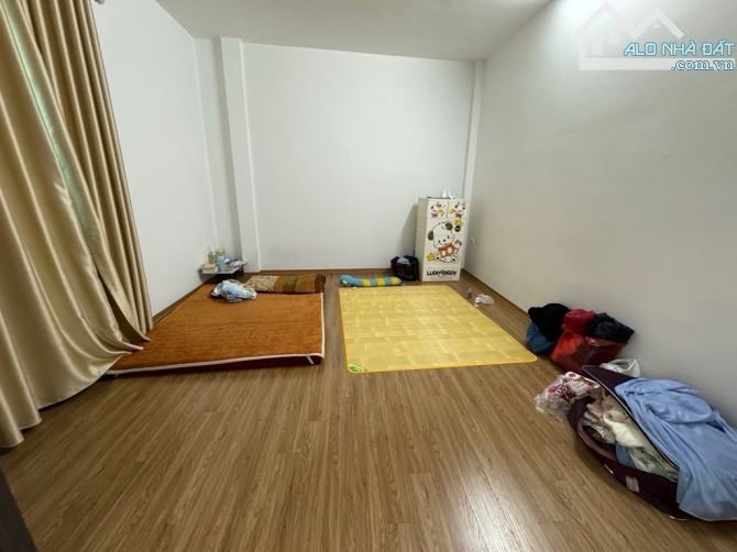 Ngõ 296 Minh Khai 36m2 4 tầng góc , ngõ thông kinh doanh nhỏ .Giá 5,75 tỷ - 2