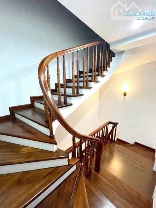 Bán Nhà Cầu Giấy 35/40m2 x5 tầng mt:4m2 Giá 8,9 tỷ ( có thương lượng ) - 2