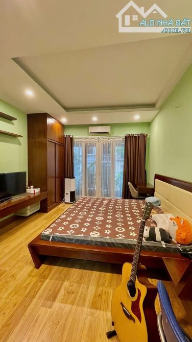 Phùng Chí Kiên, Phân lô ô tô tránh, 60m2, 5 tầng , Mt 4m. - 2