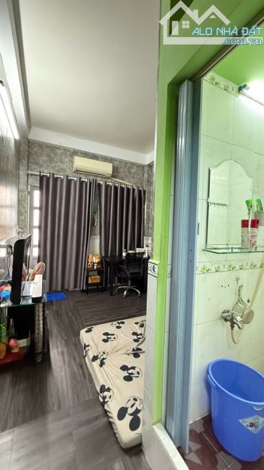 Vỡ Nợ Bán Gấp Nhà Đường Tân Hoà Đông - 87m2 - 4 Tầng - HXH 5M Thông - Giá Nhỉnh 3 tỷ - 3