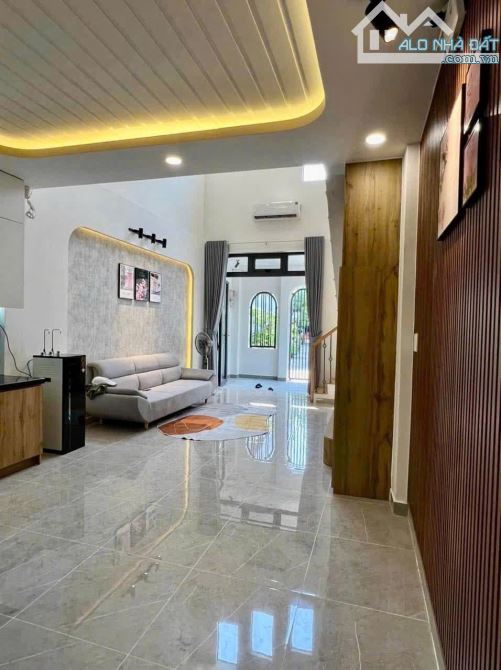 NHÀ 2 TẦNG MỚI LUNG LINH TẶNG FUll NỘI THẤT 1/NGẮN 20M LÊ VĂN KHƯƠNG- Q12. - 3