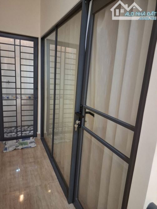 NHÀ ĐƯỜNG NGUYỄN VĂN QUÁ, SỔ HỒNG RIÊNG, VỊ TRÍ ĐẸP - 3