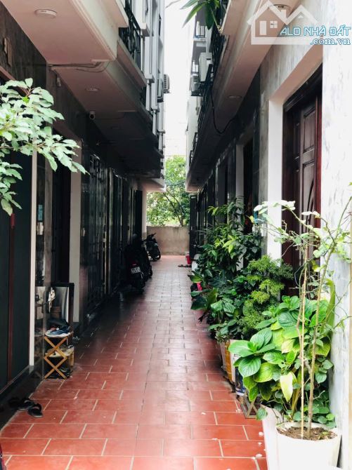 Nhà đẹp! Xây 5 tầng Di Trạch, gần ĐH Công Nghiệp, gõ thông, Dt 35m, giá 4 tỷ6. - 3