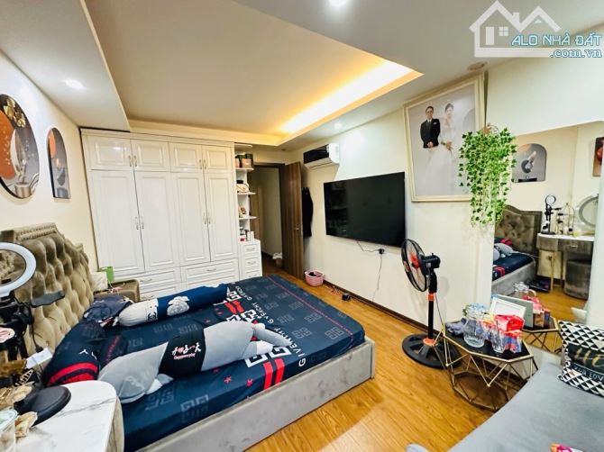 Cần bán nhà Linh Đàm 10m ra ô tô 32m2 5tầng 5.7tỷ - 3