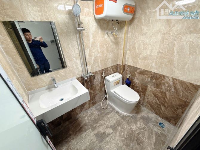 Khai Trương CCMN 106 Hoàng Quốc Việt Cầu Giấy 30m2 studio Gác Xép Ban Công Thang Máy Giặt - 3