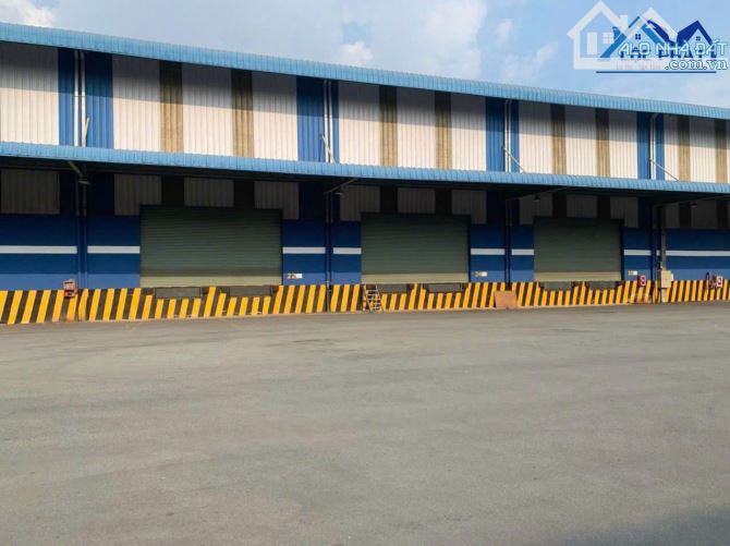 Cho thuê kho 1300m2 phường Long Bình Biên Hòa Đồng Nai giá 100tr/tháng - 3