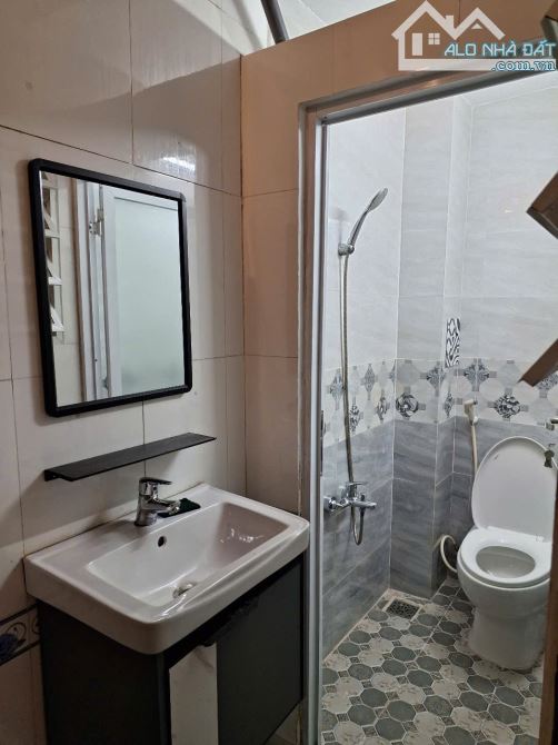NHÀ ĐƯỜNG NGUYỄN VĂN QUÁ, SỔ HỒNG RIÊNG, VỊ TRÍ ĐẸP - 4