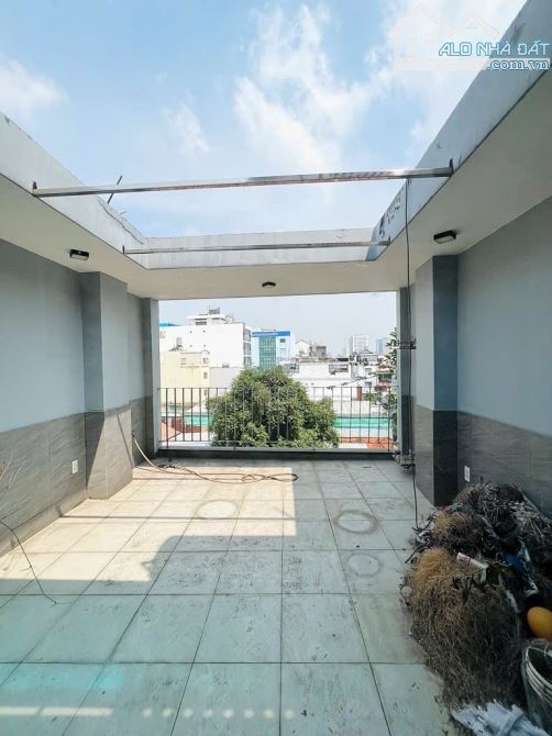 Mặt tiền Trịnh Đình Trọng - giáp quận 11 - 70m2 - 5 tầng - nội thất 1tỷ5 - chỉ 11ty5 - 4