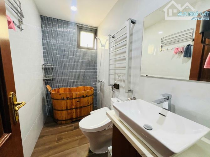 Bán Toà Nhà 12 Tầng mặt phố Triệu Việt Vương, Hai Bà Trưng giá siêu hời 218 tỷ, 150m2 - 4