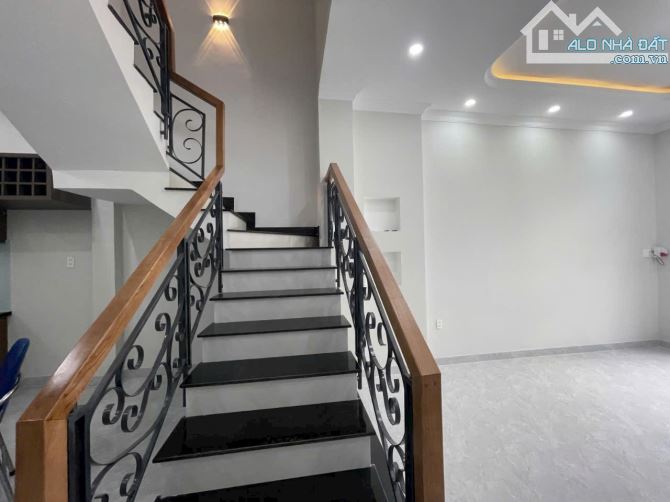 ⭐️ 7.9 tỷ ,70m2 , 4 tầng ,Ngay sát chợ Hiệp Bình , thủ đức. - 5