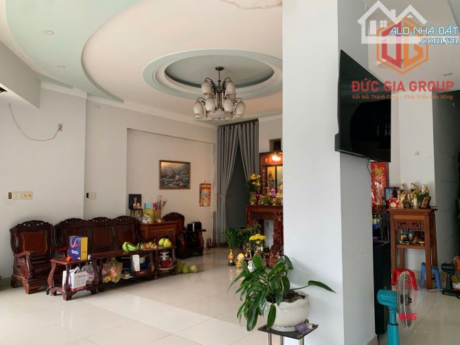 Cần bán nhà 1 trệt 3 lầu đường N4 khu dân cư Bửu Long giá 6,2tỷ - 6