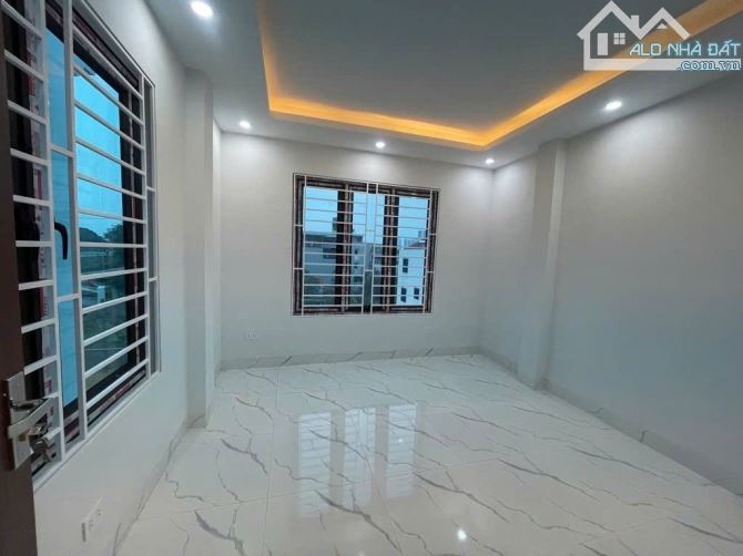 6 TỶ - NHÀ LIÊN MẠC - BTL, 40M2*4T*4M, LÔ GÓC 3 THOÁNG, OTO VÀO NHÀ, Ở VÀ KINH DOANH TỐT - 6