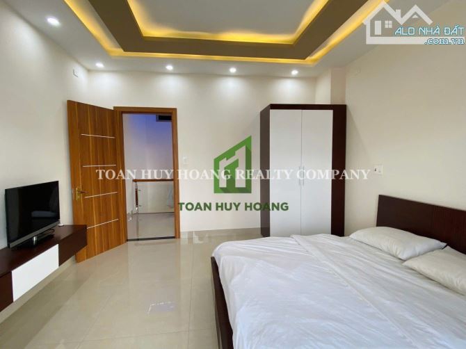 Nhà 4 phòng ngủ gần Vincom Plaza - B891 - 9