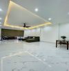 Bán nhà Phố  Nghĩa Đô, 45m2 ,5 tầng , ô tô tránh , nhỉnh 12 tỷ( hiếm)