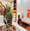 cần bán gấp 83m giá 19 tỷ thang máy MẶT PHỐ HOÀNG VĂN THÁI thanh xuân.