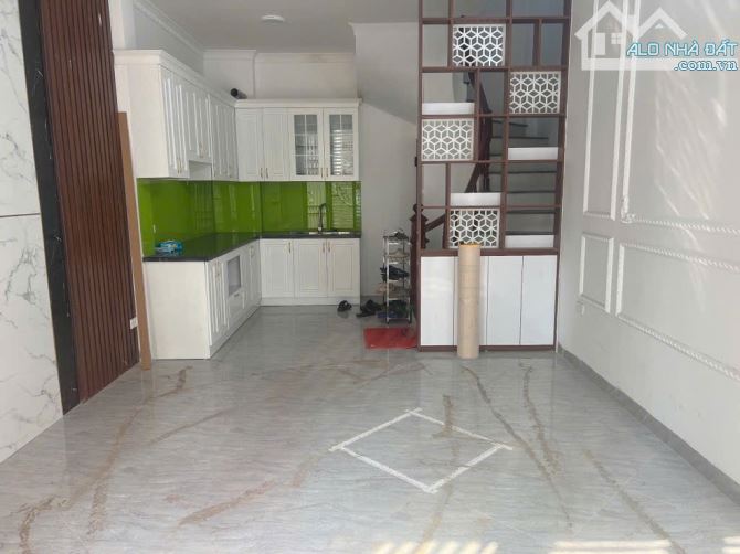 BÁN NHÀ MỸ ĐÌNH – MỚI  ĐẸP SẴN Ở NGAY – KHU VỰC TRUNG TÂM  – 31M2, 5 TẦNG CHỈ HƠN 6 TỶ