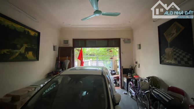 Bán nhà Nguyễn Viết Xuân - Thanh Xuân; 50.6m2, nhà 4 tầng! 12.8tỷ - Tầng 1 Gara OTO