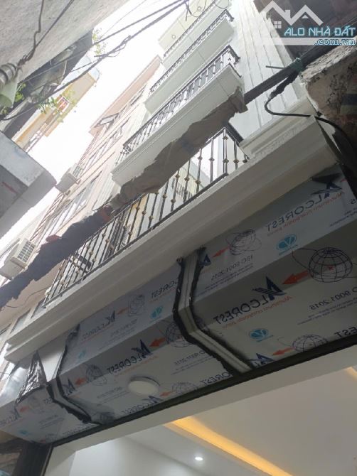 Bán nhà Nhân Hòa - Tả Thanh Oai: 5 tầng, 35m², 1 nhà ra mặt đường, giá 5 tỉ