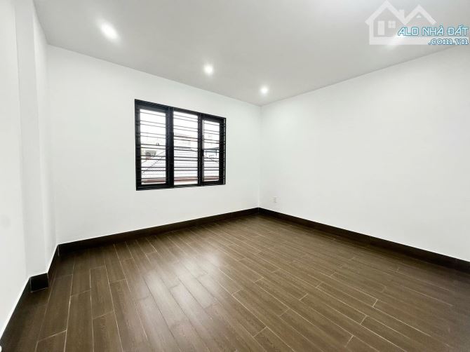 bán nhà 3 tầng, miếu 2 xã, hồ sen, dư hàng kênh, lê chân, giá 3,2 tỷ, 47m2