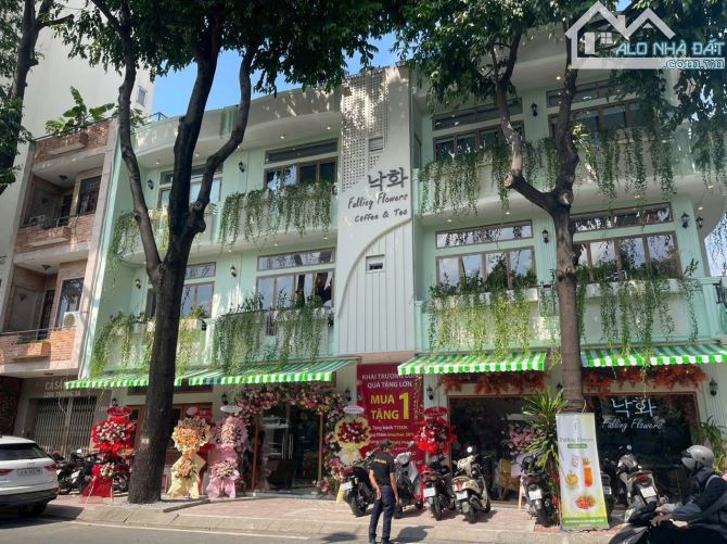 Nhà Góc 2 Mặt Tiền Trường sa, PN, Ngang 16.5m 3 lầu với HĐ thuê 850tr - Chỉ hơn 20 tỷ - 1