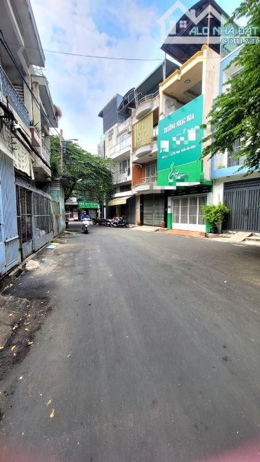 BÁN NHÀ P10 GÒ VẤP- NGUYỄN OANH- 4X17M- HAI MẶT HẺM 8M- 4 TẦNG- 9.X TỶ - 1