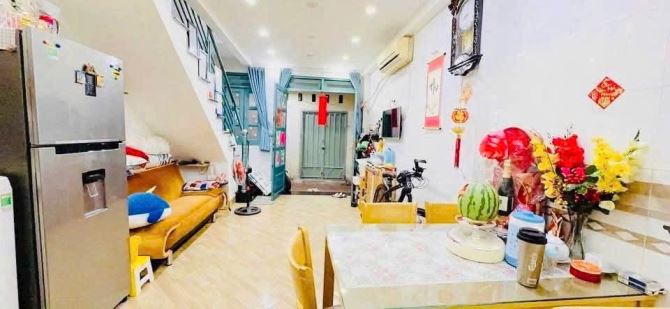 HẺM Ô TÔ THÔNG, 60m2 SD, 2 Tầng, Phan Huy Ích - NHỈNH 4 tỷ - 1