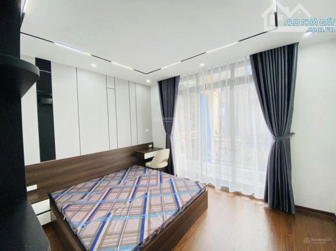 Nhà Trương Định - Hoàng Mai DT 50m2 x 5T, nhà đẹp, oto đỗ cửa, giá 7,85 tỷ, SĐCC - 1