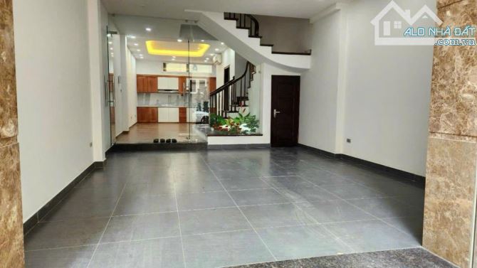 23 tỷ phân lô,phố Dương Khuê, 67m2, 8Tang, mt 4.6m,vỉa hè,ô tô tải tránh,kinh doanh - 1