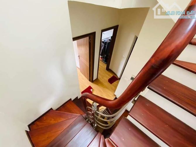 Bán nhà Nguyễn Viết Xuân - Thanh Xuân; 50.6m2, nhà 4 tầng! 12.8tỷ - Tầng 1 Gara OTO - 2