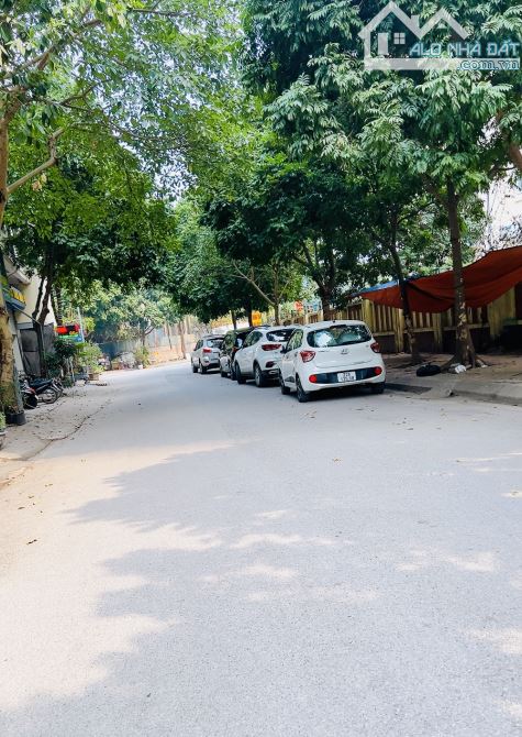 BÁNn NHÀ ĐẸP 4 TẦNG Ô TÔ VÀO TẬN NHÀ 46m VÂN TRÌ ZÁ RẺ - 2