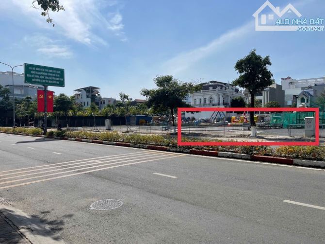 Bán đất đường số 9 TTHC Dĩ An 987m2 - 3