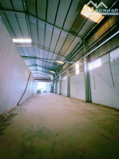 XT015 🆘 Cho thuê xưởng 800m2 mặt tiền  QL 1A gần ngã tư amata  🔷 DT : 9 * 90m  👉 - 4