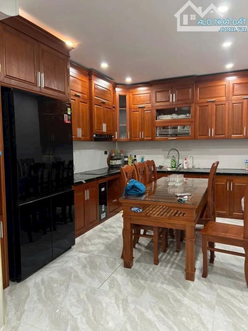 BÁN NHÀ PHỐ SÀI ĐỒNG, LONG BIÊN 8 TỶ 45M 5 TẦNG, MT 4M, NGÕ THÔNG KD, Ô TÔ VÀO - 4