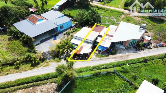 Bán nhà 2/ đường Trần Thị Chọn - 268m2 - 12x24 - 50m2 thổ cư - xã Trung Lập Hạ - Củ Chi - 4