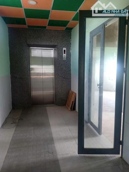 Cho thuê tòa nhà 2 mặt tiền diện tích 200m2 x5 tầng vỉa hè 8m m5 đường 15m5 TT Thanh Khê - 4